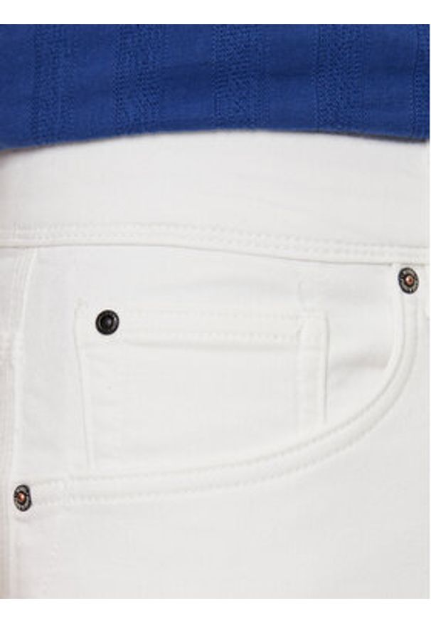 Petrol Industries Szorty jeansowe M-ROS-SHO005 Biały Slim Fit. Kolor: biały. Materiał: bawełna