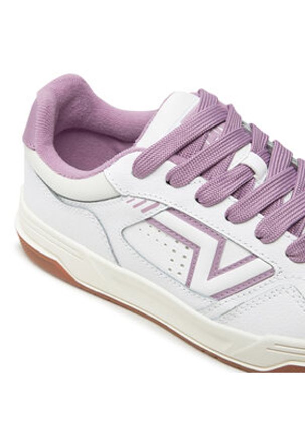 Vans Sneakersy Upland VN000D1HPRP1 Biały. Kolor: biały. Materiał: skóra
