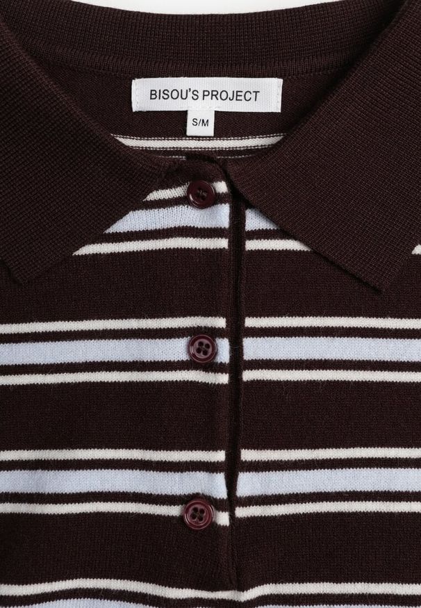 Renee - Brązowy Pasiasty Sweter z Kołnierzem i Guzikami Marlea. Okazja: na randkę. Kolor: brązowy. Materiał: wiskoza, skóra, jeans. Styl: elegancki, klasyczny