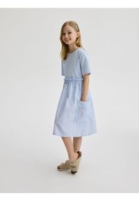 Reserved - Bawełniana sukienka - jasnoniebieski. Kolor: niebieski. Materiał: bawełna #1