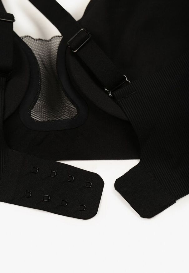 Born2be - Czarny Biustonosz z Ozdobnym Wycięciem Ezirelle. Kolor: czarny. Materiał: jeans. Rodzaj stanika: wyciągane miseczki. Wzór: gładki