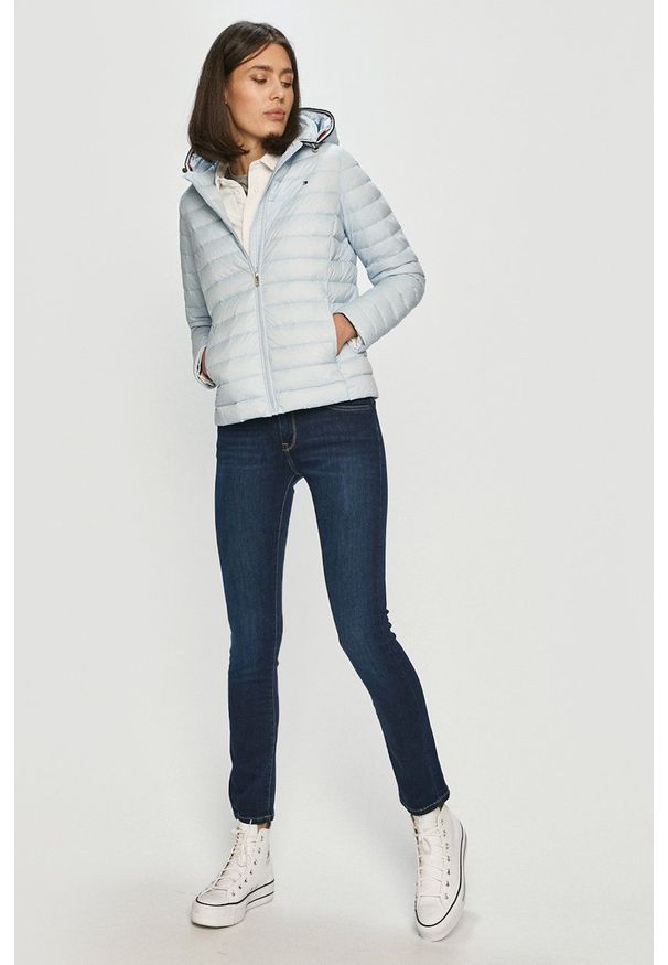 Pepe Jeans - Jeansy Victoria. Kolor: niebieski. Wzór: gładki
