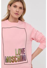 Love Moschino bluza bawełniana damska kolor różowy z aplikacją. Kolor: różowy. Materiał: bawełna. Wzór: aplikacja