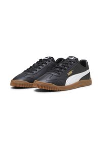 Buty do chodzenia męskie Puma Club 5v5. Kolor: biały, czarny, żółty, wielokolorowy. Materiał: skóra, syntetyk, materiał. Szerokość cholewki: normalna. Sport: turystyka piesza