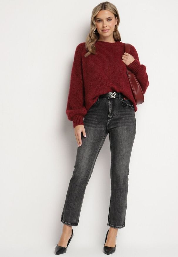 Born2be - Szare Jeansy o Prostym Kroju z Ozdobnym Paskiem Delissea. Okazja: na co dzień. Kolor: szary. Styl: elegancki, casual