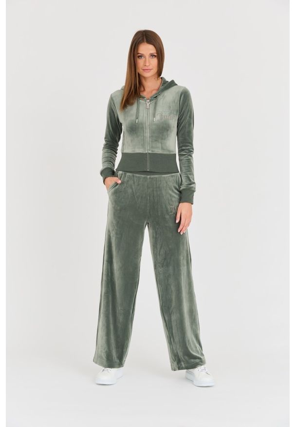 Juicy Couture - JUICY COUTURE Zielone spodnie Bexley Velour Track Pants. Kolor: zielony