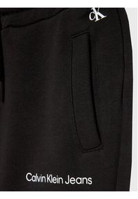 Calvin Klein Jeans Spodnie dresowe Logo IG0IG01509 Czarny Relaxed Fit. Kolor: czarny. Materiał: bawełna #3