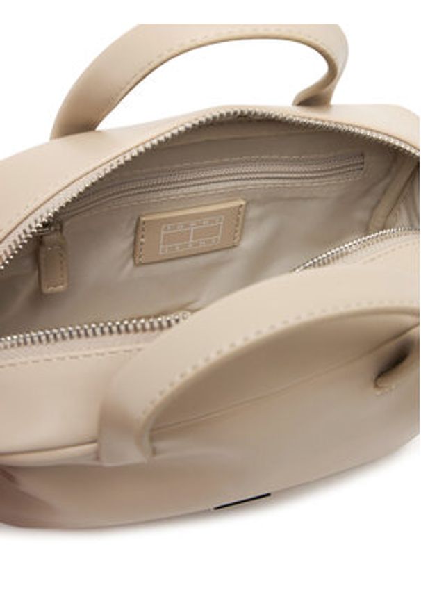 Tommy Jeans Torebka Tjw City Trunk Crossover AW0AW18084 Beżowy. Kolor: beżowy. Materiał: skórzane
