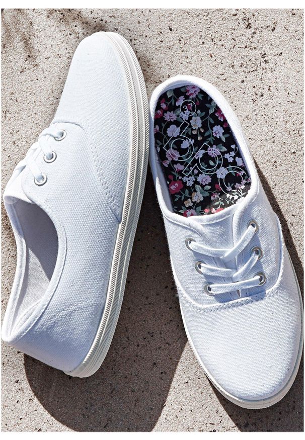 bonprix - Sneakersy z bawełnianego płótna. Kolor: biały. Materiał: bawełna. Sezon: lato