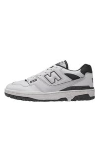 Buty do chodzenia dla dorosłych New Balance 550. Okazja: na co dzień. Kolor: biały. Materiał: skóra. Sport: turystyka piesza #1