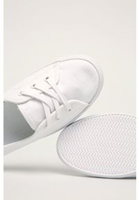 Lacoste - Tenisówki Ziane Chunky. Nosek buta: okrągły. Zapięcie: sznurówki. Kolor: biały. Materiał: guma #4