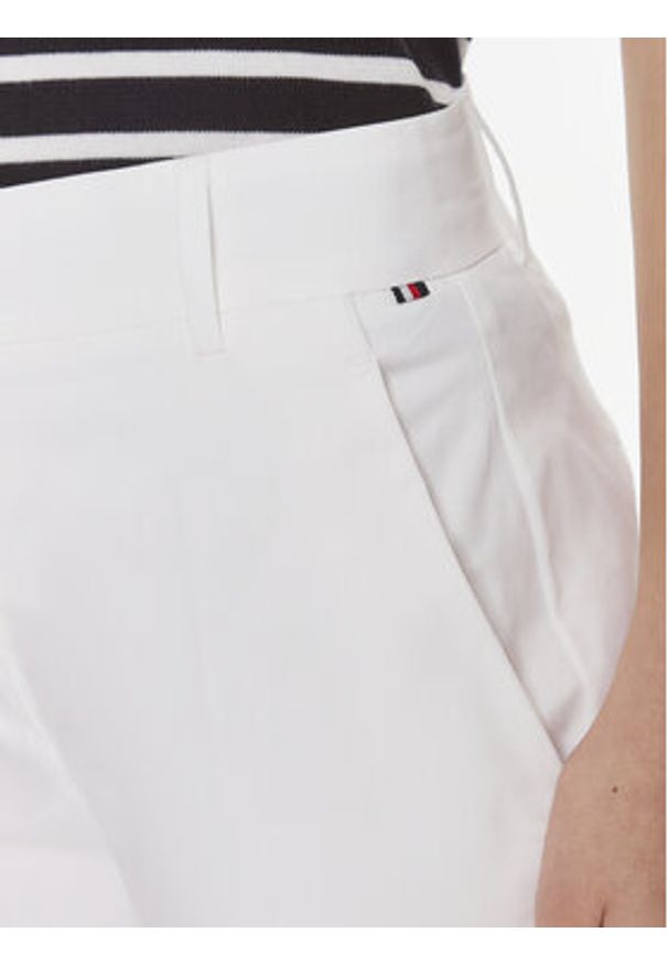TOMMY HILFIGER - Tommy Hilfiger Chinosy WW0WW40504 Biały Straight Fit. Kolor: biały. Materiał: bawełna, wiskoza