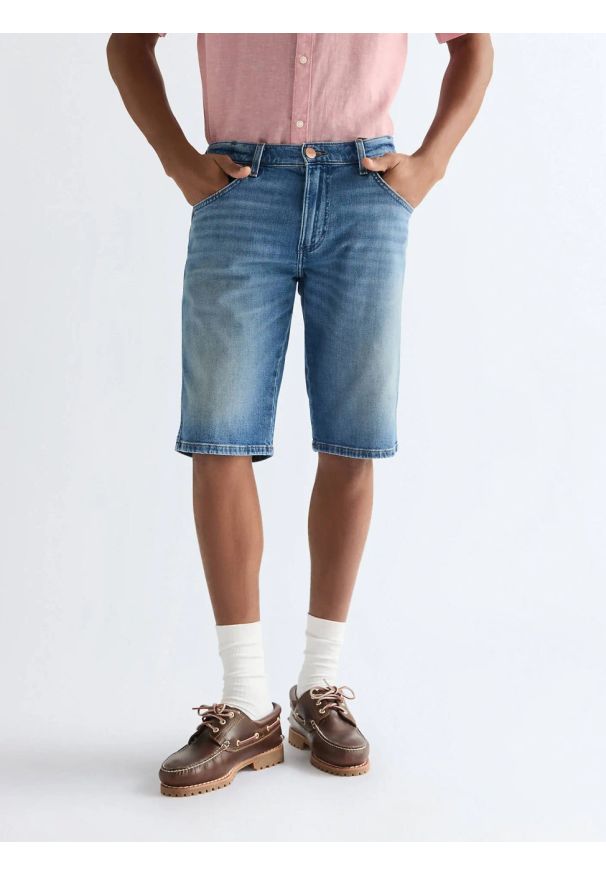 Wrangler - MESKIE SZORTY WRANGLER COLTON SHORTS HARBOR BLUE 112378707