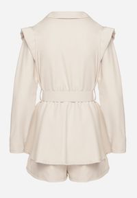 Born2be - Jasnobeżowy Kombinezon w Stylu Garniturowym z Paskiem i Ozdobnym Guzikiem Arazia. Okazja: na co dzień. Kolor: beżowy. Długość rękawa: długi rękaw. Długość: długie. Styl: casual, elegancki #7