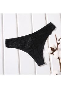 Intica - Stringi bezszwowe z koronkowym wykończeniem Dilek. Kolor: czarny. Materiał: koronka