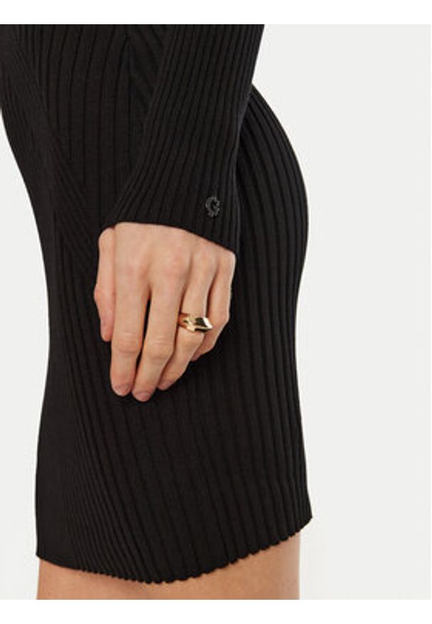 Guess Sukienka dzianinowa Isabella W4BK07 Z3HP2 Czarny Slim Fit. Kolor: czarny. Materiał: wiskoza