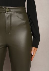 Renee - Zielone Szerokie Spodnie z Ekoskóry High Waist Dodamani. Stan: podwyższony. Kolor: zielony. Materiał: skóra #2