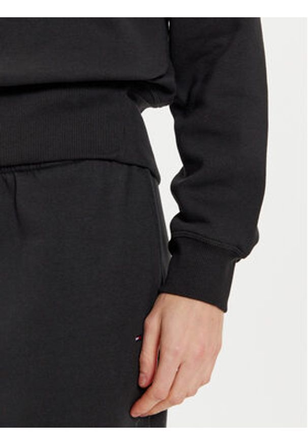 TOMMY HILFIGER - Tommy Hilfiger Bluza WW0WW44991 Czarny Regular Fit. Kolor: czarny. Materiał: syntetyk, bawełna