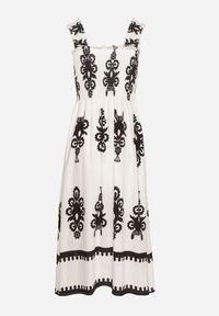 Born2be - Biała Wiskozowa Sukienka o Rozkloszowanym Kroju w Ornamentny Wzór Adoxie. Okazja: na spacer, na co dzień. Kolor: biały. Materiał: wiskoza. Długość rękawa: na ramiączkach. Typ sukienki: proste, rozkloszowane. Styl: casual, klasyczny #3