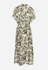 Born2be - Zielono-Beżowa Taliowana Sukienka z Gumką w Pasie Zapinana na Guziki Nasica. Okazja: na co dzień. Kolor: zielony. Materiał: materiał, wiskoza, jeans. Długość rękawa: krótki rękaw. Typ sukienki: proste. Styl: klasyczny, casual, elegancki #2