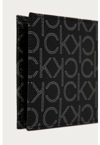 Calvin Klein Jeans - Portfel. Kolor: czarny. Materiał: materiał #3