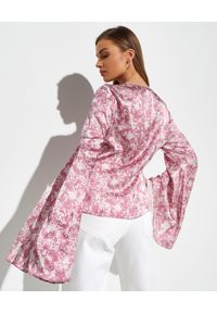 CAROLINE CONSTAS - Jedwabna różowa bluzka Romy. Kolor: różowy, wielokolorowy, fioletowy. Materiał: jedwab. Długość rękawa: długi rękaw. Długość: długie. Wzór: aplikacja, kwiaty. Styl: elegancki #3