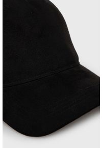 Jack & Jones czapka kolor czarny gładka. Kolor: czarny. Wzór: gładki