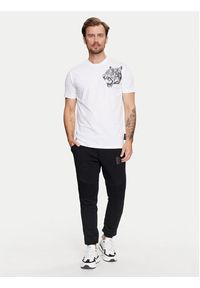 Plein Sport T-Shirt FADC MTK7550 STE003N Biały Regular Fit. Kolor: biały. Materiał: bawełna. Styl: sportowy #3