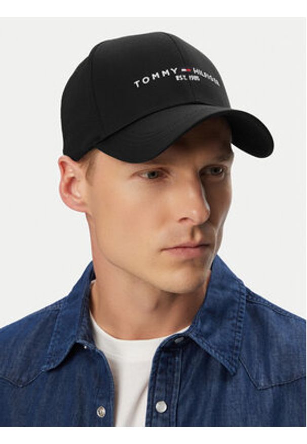 TOMMY HILFIGER - Tommy Hilfiger Czapka z daszkiem Th Established Cap AM0AM07352 Czarny. Kolor: czarny. Materiał: materiał