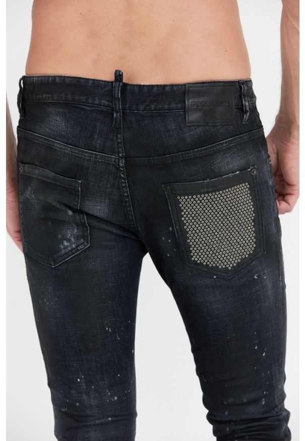 DSQUARED2 Czarne męskie jeansy black ring studs wash skater jeans, Rozmiar 52. Kolor: czarny
