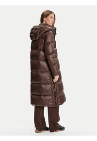 Blauer Płaszcz zimowy 25WBLDK03161 Brązowy Regular Fit. Kolor: brązowy. Materiał: syntetyk. Sezon: zima #4