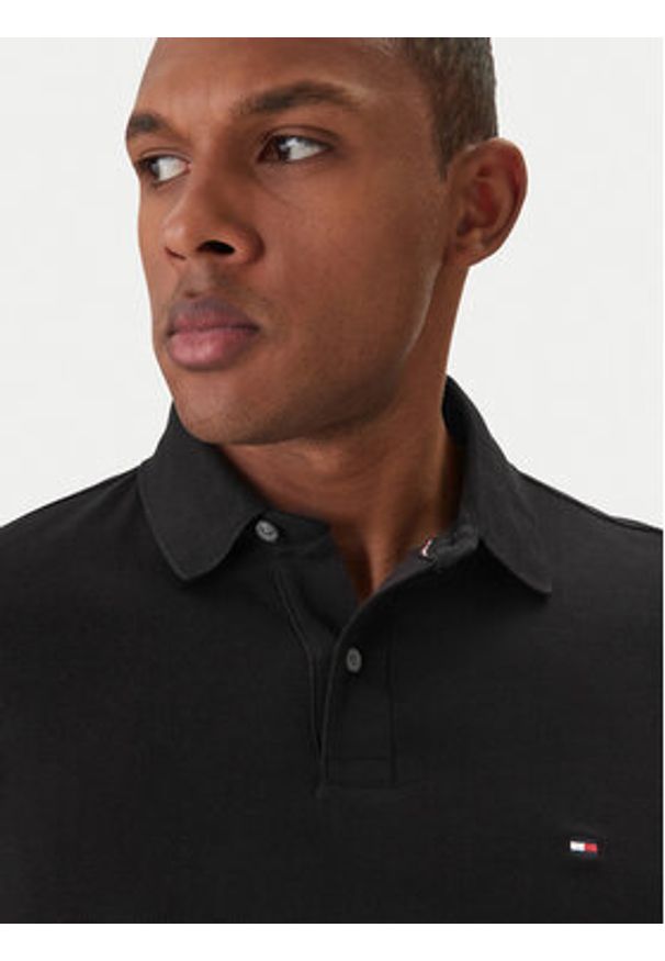 TOMMY HILFIGER - Tommy Hilfiger Polo 1985 MW0MW17770 Czarny Regular Fit. Typ kołnierza: polo. Kolor: czarny. Materiał: bawełna