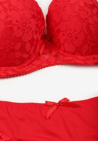 Renee - Czerwony Koronkowy Komplet Majtki Figi i Biustonosz Eziselle. Kolor: czerwony. Materiał: koronka. Wzór: koronka #2