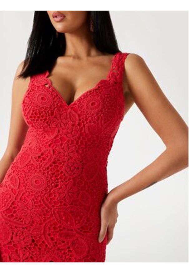 Guess Sukienka koktajlowa W5YK0U WHF50 Czerwony Regular Fit. Kolor: czerwony. Materiał: bawełna. Styl: wizytowy