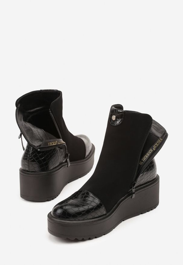 Born2be - Czarne Botki Vices na Platformie z Tłoczeniem Krokodyla Falarena. Okazja: na co dzień. Kolor: czarny. Materiał: jeans. Obcas: na platformie. Styl: klasyczny, casual