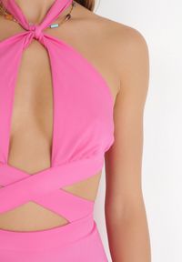 Born2be - Fuksjowa Rozkloszowana Sukienka z Wycięciami i Wiązaniem Abisal. Kolor: różowy #5