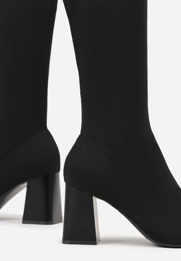 Born2be - Czarne Eleganckie Kozaki VICES na Słupku ze Skarpetkową Cholewką Mialles. Okazja: na spotkanie biznesowe, do pracy, na co dzień. Kolor: czarny. Materiał: jeans. Szerokość cholewki: normalna. Obcas: na słupku. Styl: elegancki. Wysokość obcasa: średni