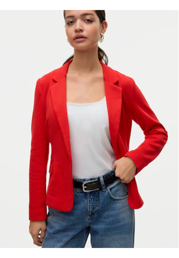 Vero Moda Marynarka Julia 10154123 Czerwony Regular Fit. Kolor: czerwony. Materiał: wiskoza