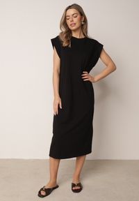 Born2be - Czarna Sukienka Pudełkowa w Stylu T-shirtowym Zanisea. Okazja: na co dzień. Kolor: czarny. Materiał: materiał. Długość rękawa: krótki rękaw. Typ sukienki: proste. Styl: casual #1