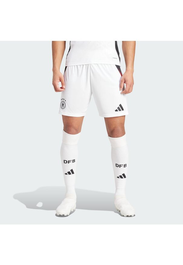Adidas - Szorty Germany 24 Home. Kolor: biały. Materiał: materiał. Sport: piłka nożna