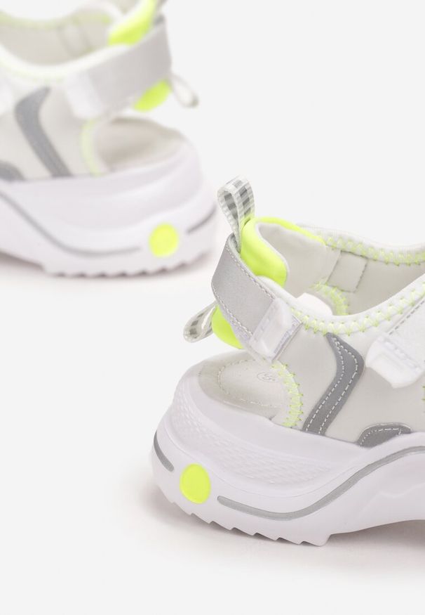 Born2be - Srebrne Sandały na Grubej Podeszwie z Wkładką ze Skóry Naturalnej Tise. Okazja: na co dzień. Kolor: srebrny. Materiał: skóra. Sezon: lato. Styl: casual
