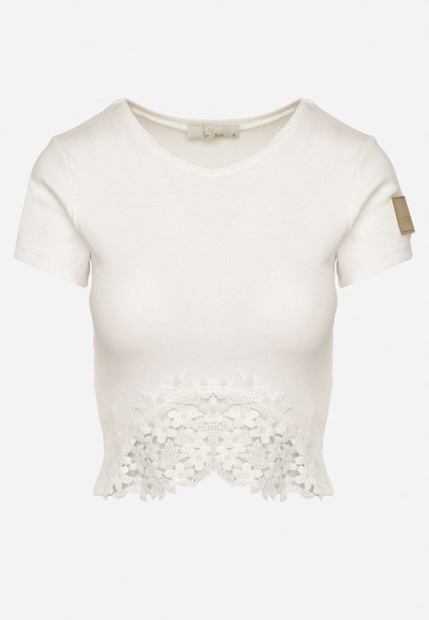 Born2be - Biały Prążkowany T-shirt Zdobiony Koronką Lizeira. Okazja: na co dzień. Kolor: biały. Materiał: prążkowany, koronka. Wzór: aplikacja, koronka. Styl: casual
