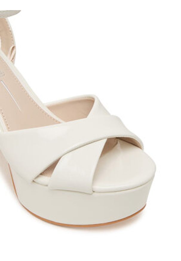 Buffalo Sandały Kya Cross 1291685 Biały. Kolor: biały. Materiał: skóra