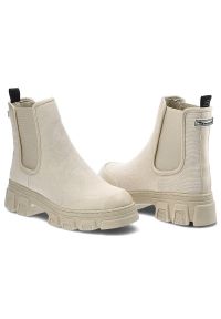 Beżowe Botki Tamaris Modne Buty Damskie Na Wiosnę. Okazja: na co dzień. Kolor: beżowy. Materiał: materiał. Wzór: geometria. Sezon: wiosna. Styl: casual, klasyczny #4