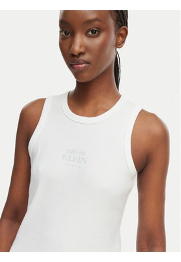 Calvin Klein Jeans Top LV047F239G Biały Slim Fit. Kolor: biały. Materiał: bawełna