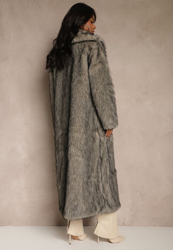 Renee - Beżowo-Czarny Płaszcz Futerko o Długim Kroju Ozdobiony Kołnierzem Cannesa. Okazja: na co dzień. Kolor: szary. Materiał: futro. Długość: długie. Wzór: aplikacja. Styl: casual, elegancki