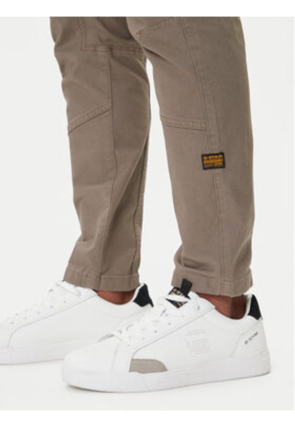 G-Star RAW - G-Star Raw Spodnie materiałowe Zip Pocket 3D D24307-E172 Zielony Skinny Fit. Kolor: zielony. Materiał: bawełna