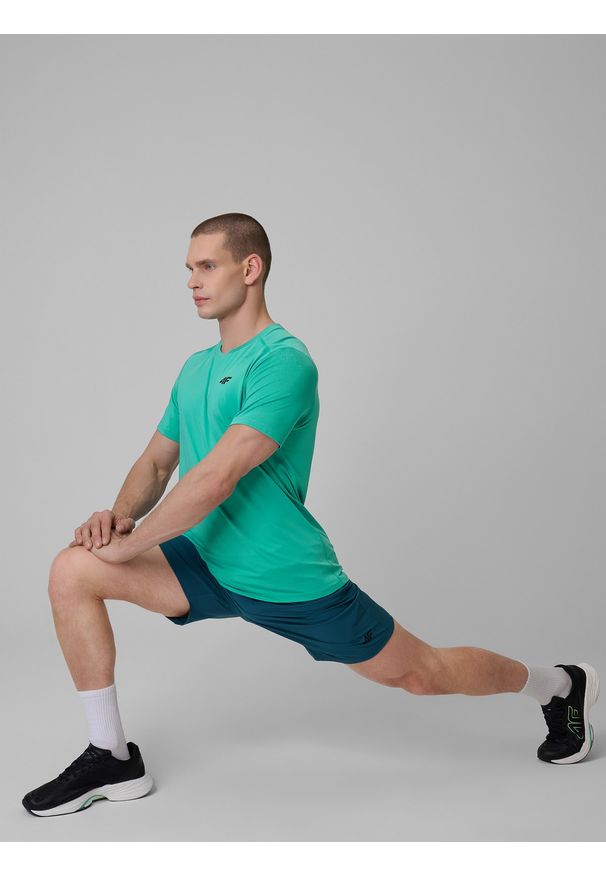 4f - 4F Koszulka treningowa regular szybkoschnąca męska - turkusowa XL. Kolor: turkusowy. Materiał: skóra. Sport: fitness