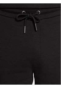 Calvin Klein Spodnie dresowe K10K113838 Czarny Regular Fit. Kolor: czarny. Materiał: bawełna #5