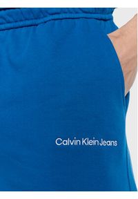 Calvin Klein Jeans Szorty sportowe J30J322916 Niebieski Regular Fit. Kolor: niebieski. Materiał: syntetyk. Styl: sportowy #2